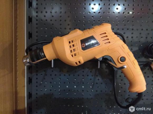 Дрель ударная Вихрь. Фото 1.