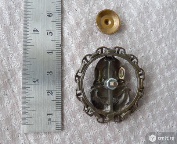 Значок водолаза. Фото 2.