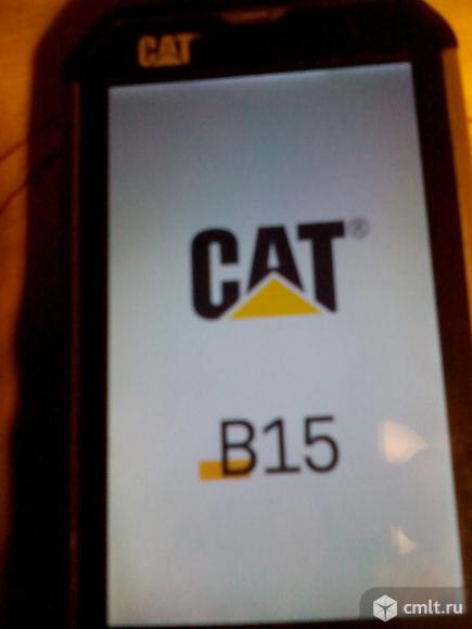 Смартфон САТ В 15. Фото 1.