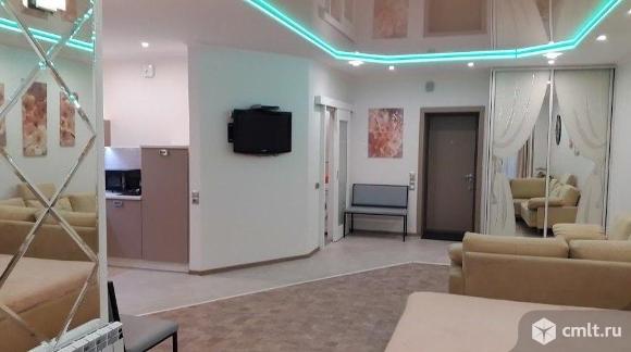 Однушка с отличным ремонтом рядом университет. Фото 1.