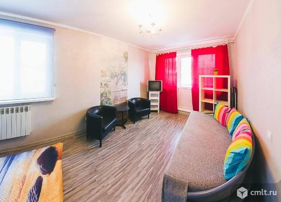 Юго-западный ост. Самолет!!!магазин Карусель!!! 1-ка 39 кв.. Фото 1.