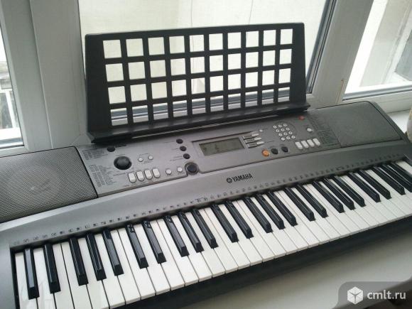 Синтезатор Yamaha PSR-313. Фото 1.