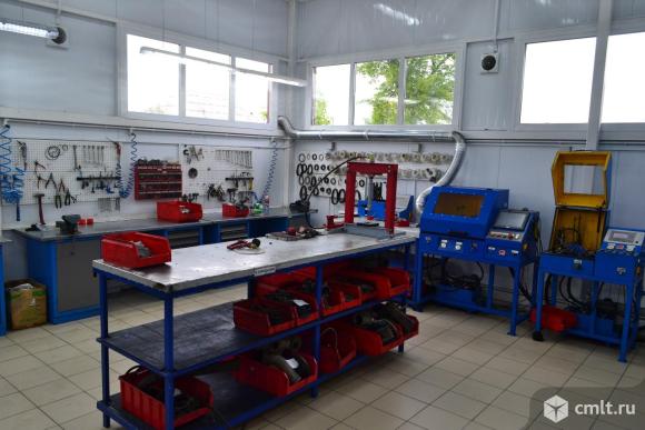 Токарь. Фото 1.