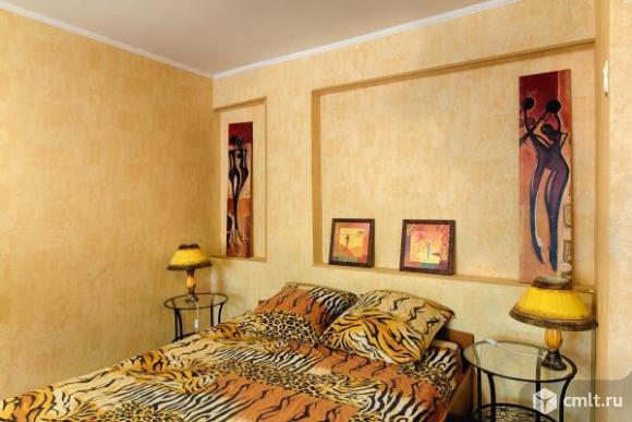 Рядом Цирк!Через дорогу ЖК пять звёзд!ТЦ Европа!Отличная транспортная развязка, в любую точку города. Фото 1.