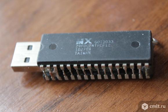 Флешки. адаптеры, microsd. Фото 1.