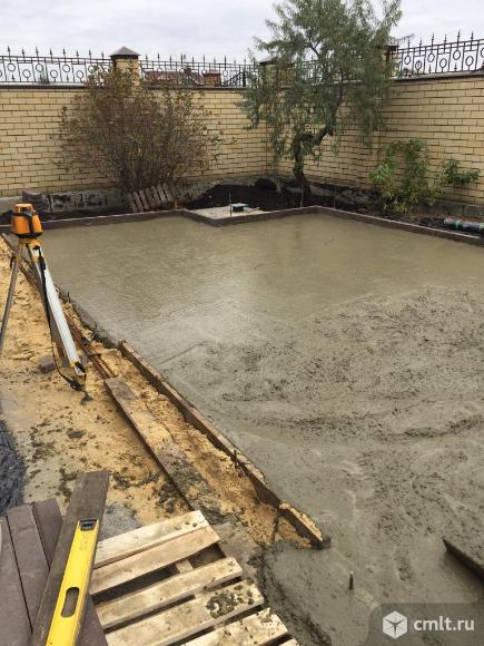 Тротуарной плитки аккуратная виброукладка и полное благоустройство.. Фото 4.