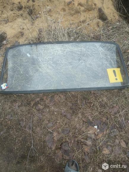 Заднее стекло на ваз 2101-2107 с подогревом. Фото 1.