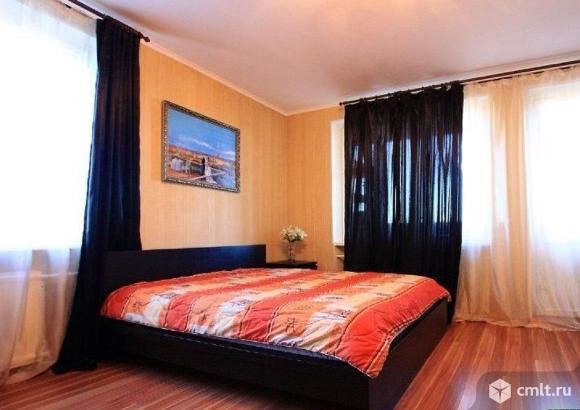 Квартира тёплая с очень хорошим ремонтом. Самолёт! До центра 5 минут.. Фото 7.