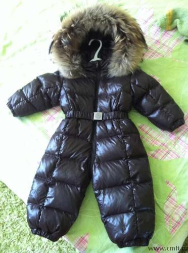 Детский зимний комбинезон Moncler. Фото 1.