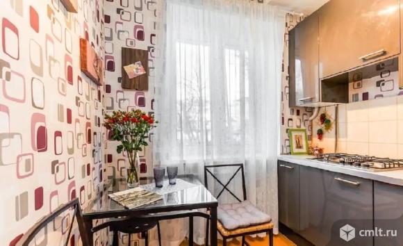 Политехнический институт, до центра 10 минут. Отличная транспортная развязка.. Фото 1.