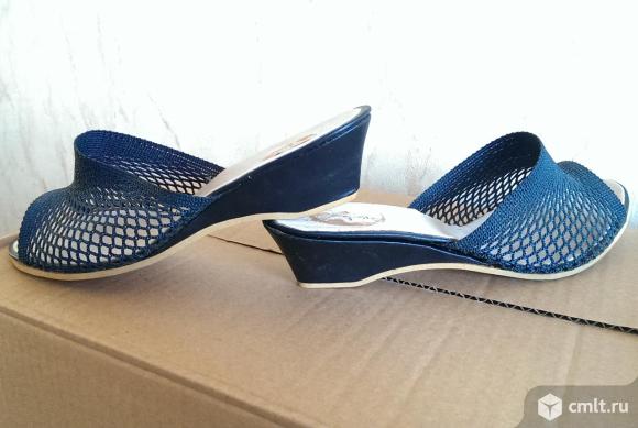 Сабо женские винтаж. Летние или для дома.   Небольшой каблук. Легкие. Фото 3.