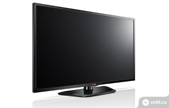 Телевизор LG 32LN540V FHD, DVB-T2, 100Гц. Фото 1.