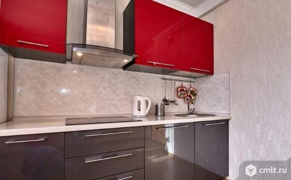 трц галерея чижова,остановка кольцовская. Фото 1.