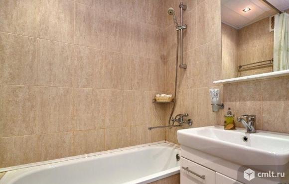 трц галерея чижова,остановка кольцовская. Фото 7.