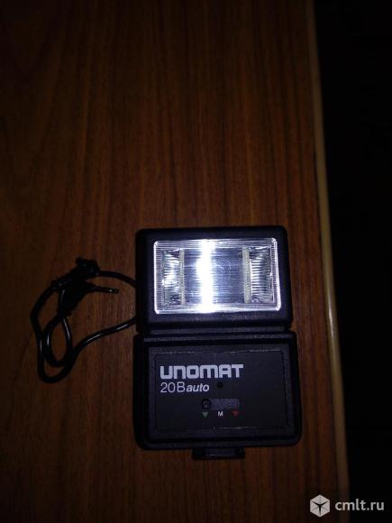 Фото-вспышка Unomat 20B auto Computer-automatic. Фото 1.