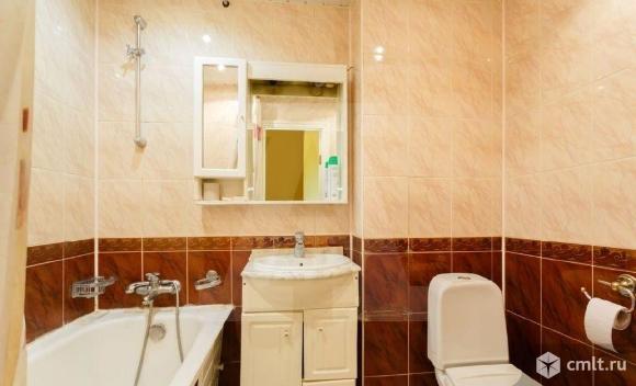 Рынок Придача! Макдональс! Военно-воздушная академия через дорогу. Остановка возле дома!. Фото 7.