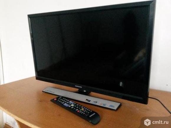 Телевизор Samsung T24E310EX DVB-T2 LED. Фото 1.