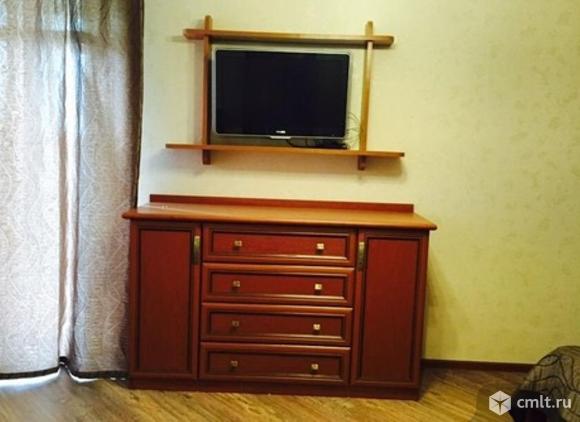 Сдается квартира на длительный срок с хорошим ремонтом. Фото 1.