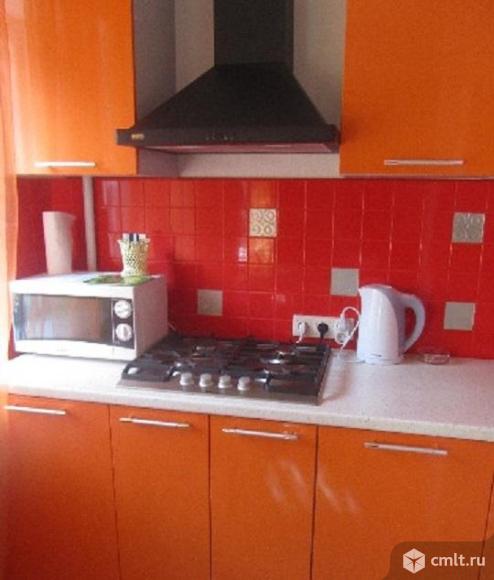 Малогабаритная квартира.Отличная транспортная развязка.Остановка Политехнический институт!!!!!!!. Фото 1.