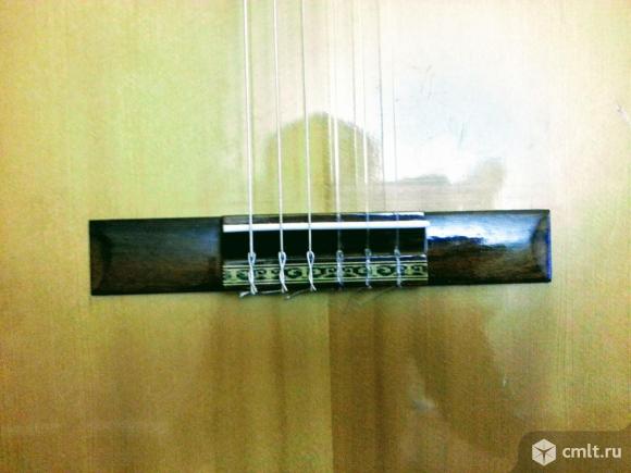 Мастеровая классическая гитара. Фото 5.