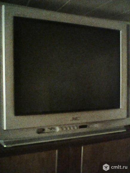 Телевизор кинескопный цв. JVC AV-2106EE. Фото 1.