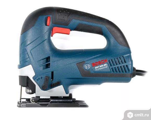 Лобзик Bosch GST 850. Фото 1.