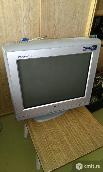 Монитор ЭЛТ LG FLATRON F730P. Фото 2.