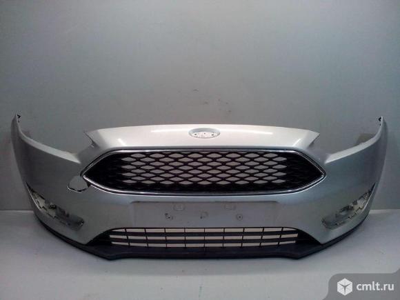 Бампер передний + решетка + юбка FORD FOCUS 15- б/у 2016512 1873307 1873305   4*. Фото 1.