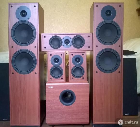 Акустическая система Jamo 5.1. Фото 1.