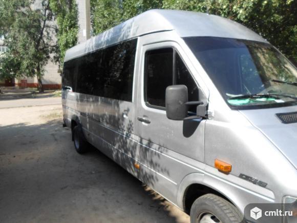 Пассажирские перевозки на микроавтобусе. Фото 1.