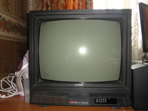 Теливизор. Фото 1.