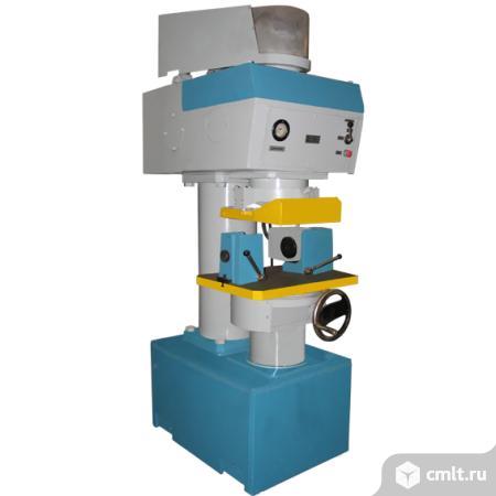 Модель 2Б83. Фото 1.