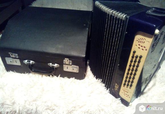 Гармонь "Тульская 402". Фото 1.