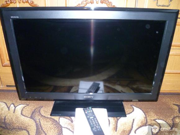 Продам ЖК телевизор Sony в идеальном состоянии. Диагональ экрана 82 см. 7 лет. Пульт. Паспорт.. Фото 1.