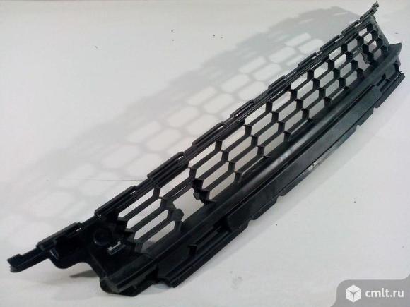 Решетка бампера центральная SKODA KODIAQ 17- б/у 5658536779B9 4*. Фото 1.