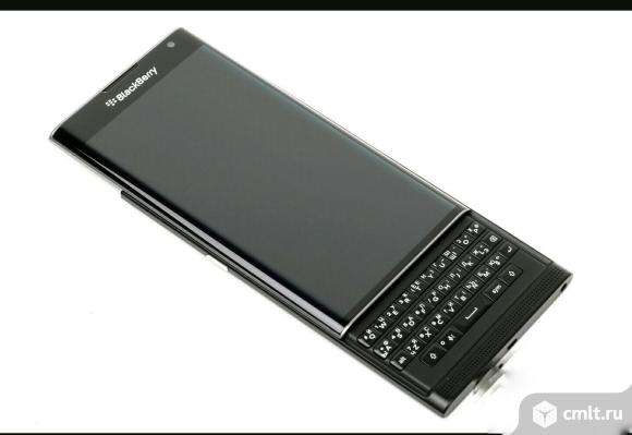 Смартфон BlackBerry BlackBerry Priv. Фото 1.