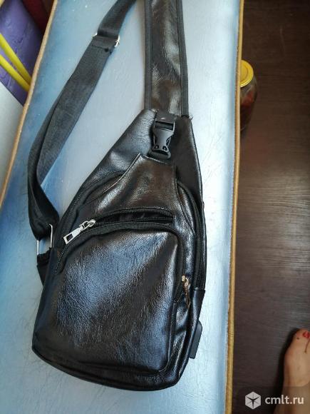 Продам сумку кожаную KANGAROO DROI черную. Фото 1.