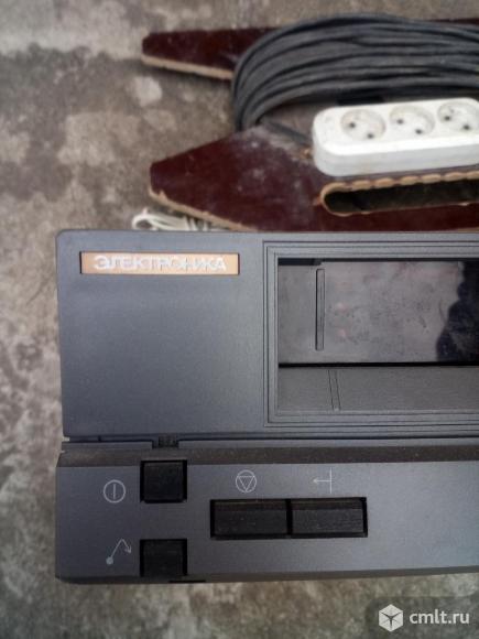 Видеомагнитофон Электроника ВМ-18. Фото 3.