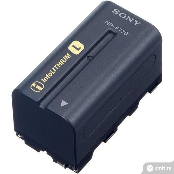 Аккумулятор Sony NP-F770. Фото 1.