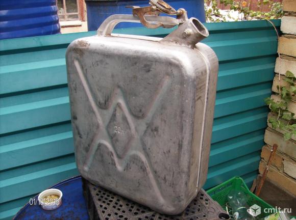Канистра. Фото 1.
