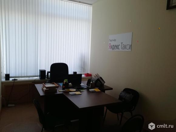 Водитель Яндекс.Такси Грузовое. Фото 3.