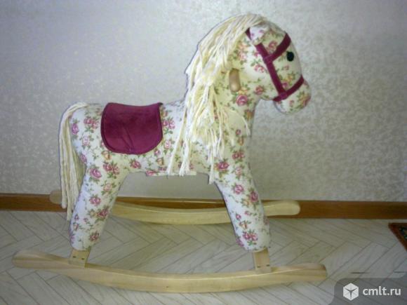 Конь-качалка детская. Фото 1.