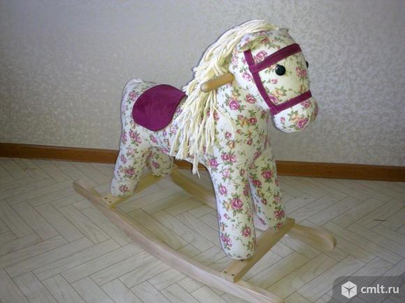 Конь-качалка детская. Фото 2.