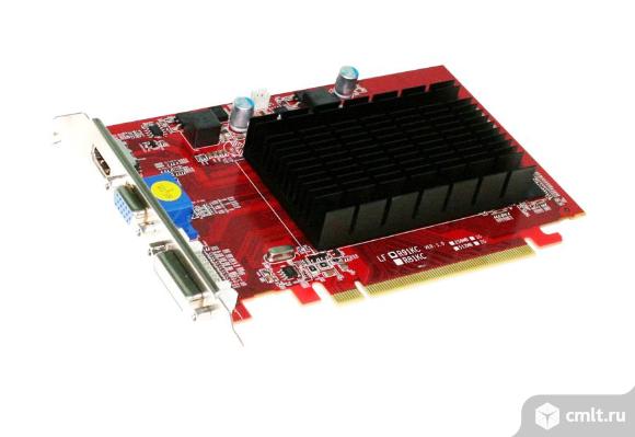 Видеокарта AMD Radeon HD 6450. Фото 1.