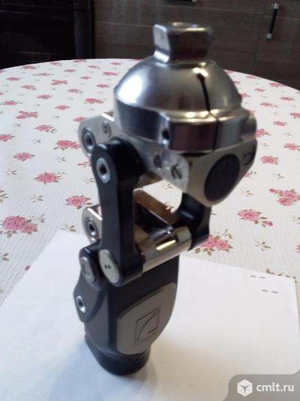 Коленный модуль TOTAL KNEE@2000 для протеза. Фото 3.