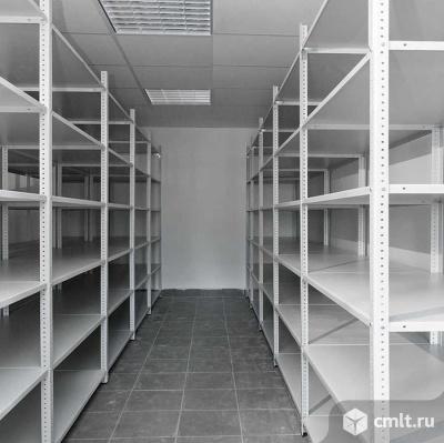 Стеллажи. Фото 1.