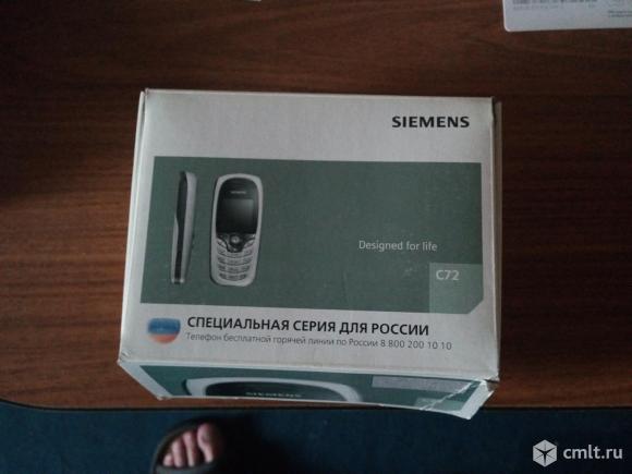 Телефон Siemens C72. Фото 1.