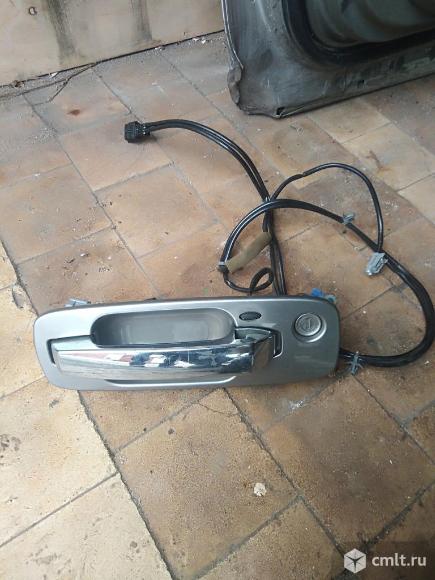 NissanXTail праворукий ручка двери правая. Фото 1.