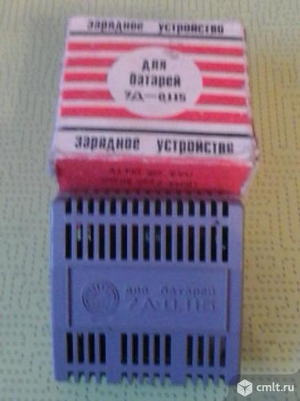 Зарядное устройство для аккумуляторов типа крона. Фото 1.