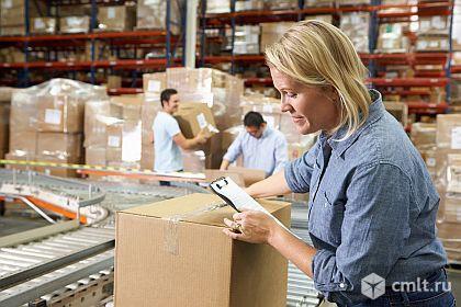 Стикеровщик. Фото 1.